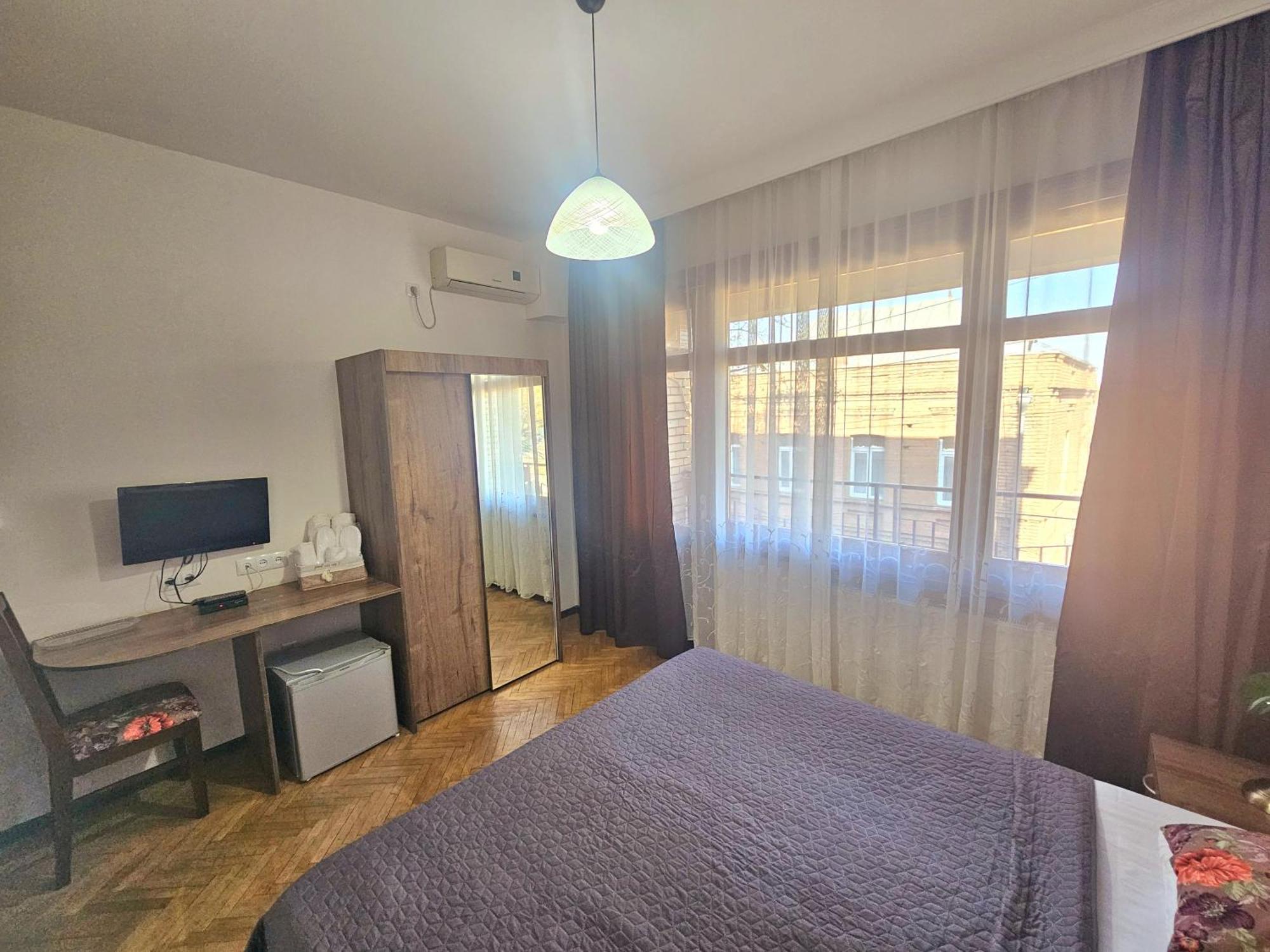 Hotel Home Tbilisi Exterior photo